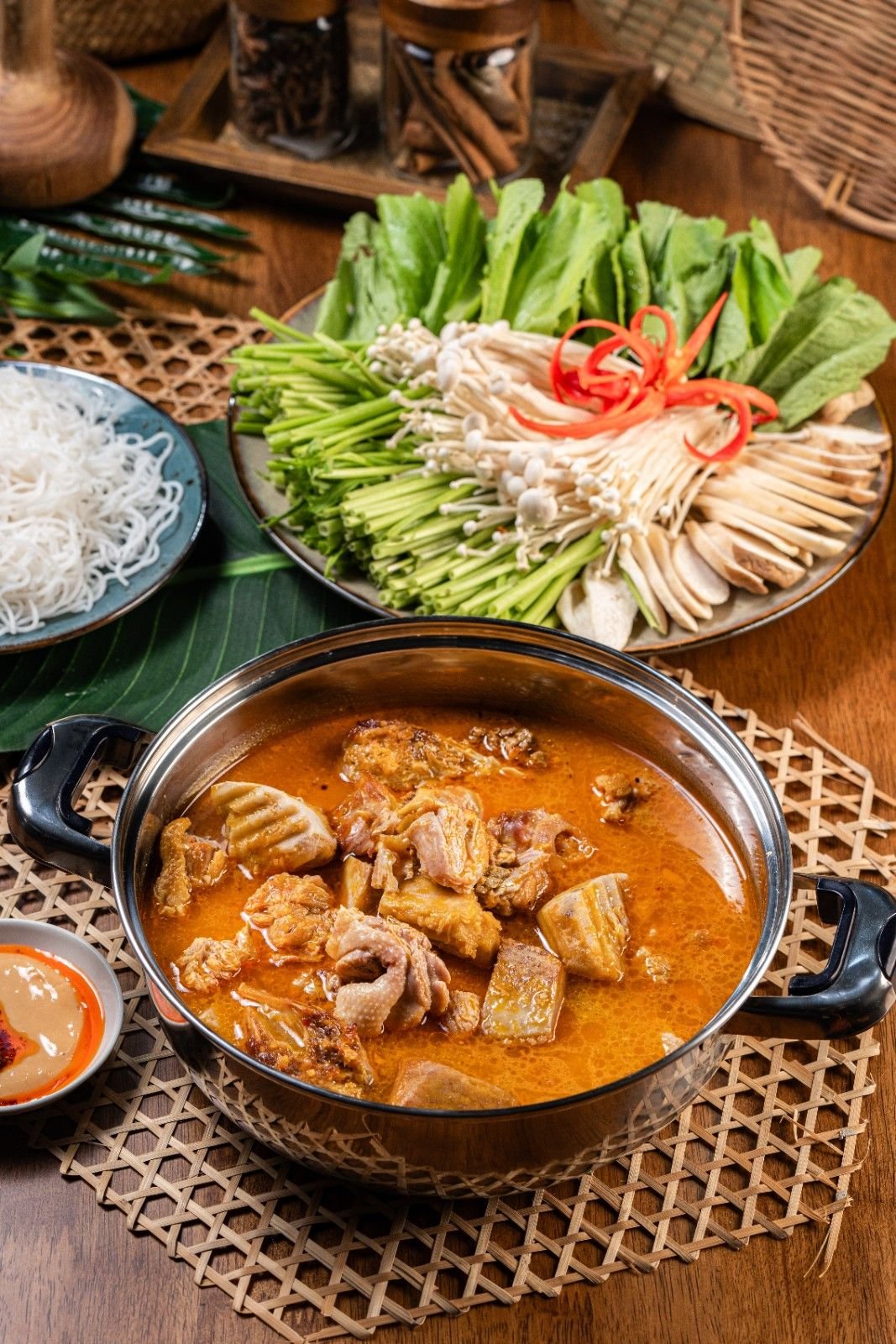 Ha Long Bay Night Restaurant